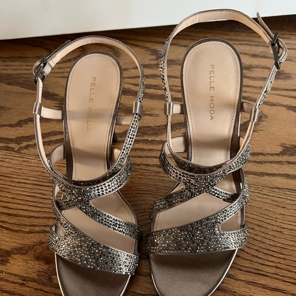 NWOB Pelle Moda pewter pave 4” heels US 7.5 - Picture 3 of 8
